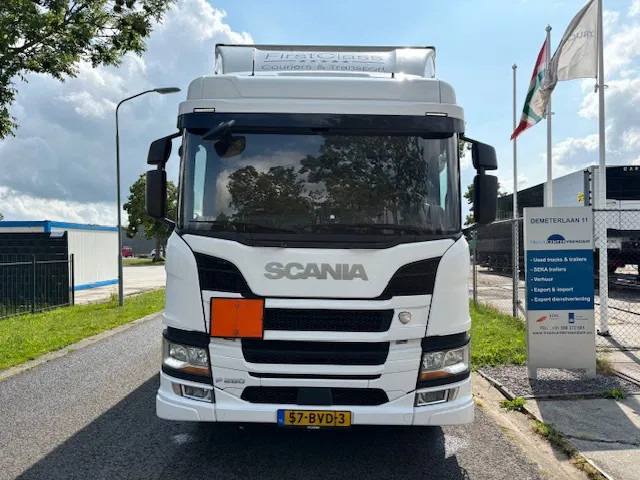 Scania P280 Closed box taillift 2000 kg Fuel CNG - Kravas automašīna ar slēgto virsbūvi: foto 2 Scania P280 Closed box taillift 2000 kg Fuel CNG - Kravas automašīna ar slēgto virsbūvi: foto 2