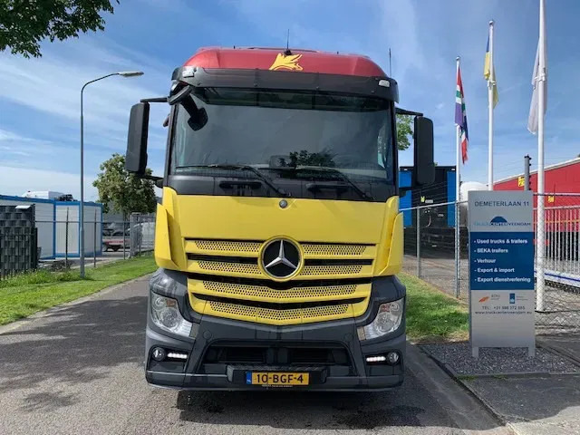 Mercedes-Benz Actros 1840 Euro 6 streamspace APK 18-12-2025 - Vilcējs: foto 2 Mercedes-Benz Actros 1840 Euro 6 streamspace APK 18-12-2025 - Vilcējs: foto 2