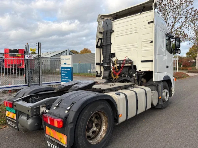 Volvo FH 12 420 4x2T Globetrotter 720.000km!! Analog tacho MOT 06-2026 - Vilcējs: foto 5 Volvo FH 12 420 4x2T Globetrotter 720.000km!! Analog tacho MOT 06-2026 - Vilcējs: foto 5