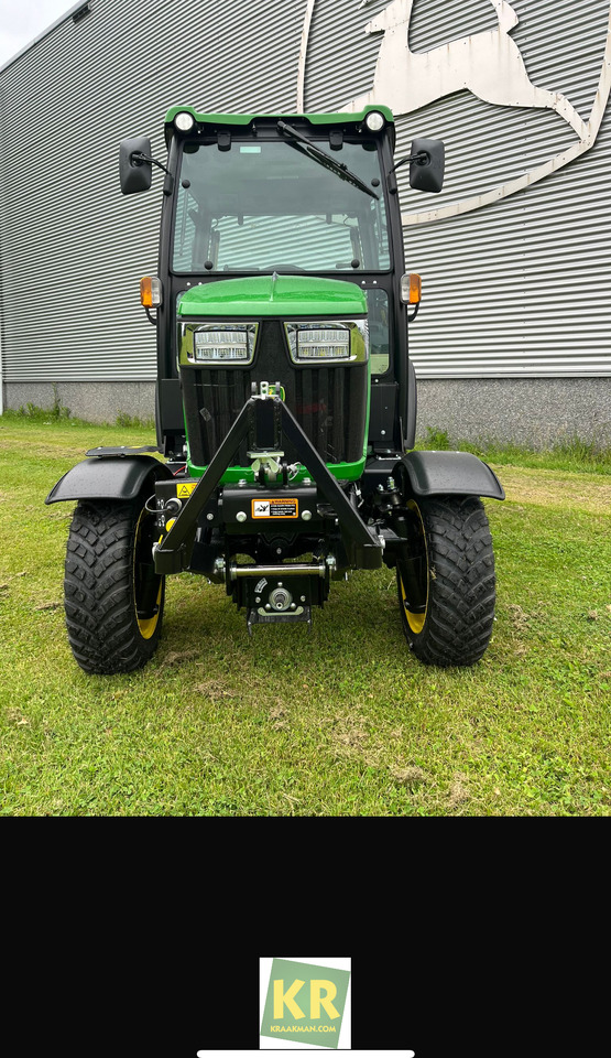 2032R John Deere - Mini traktors: foto 4 2032R John Deere - Mini traktors: foto 4