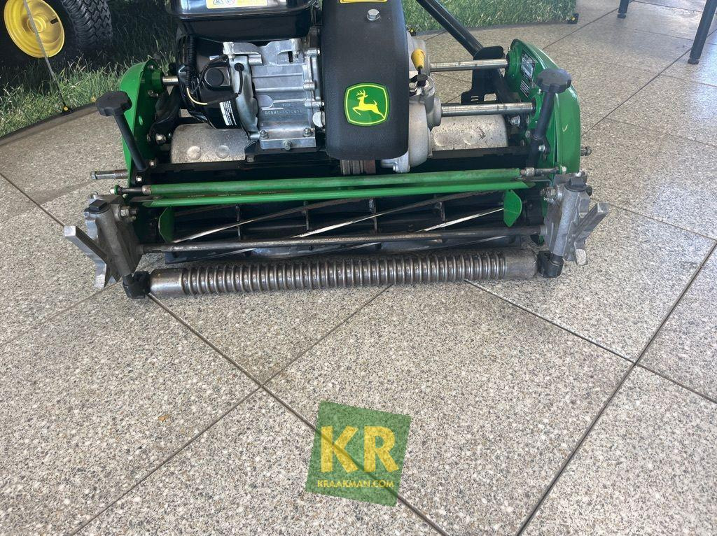 260SL Precision Cut Greenmaaier John Deere - Zāles pļāvējs: foto 4 260SL Precision Cut Greenmaaier John Deere - Zāles pļāvējs: foto 4