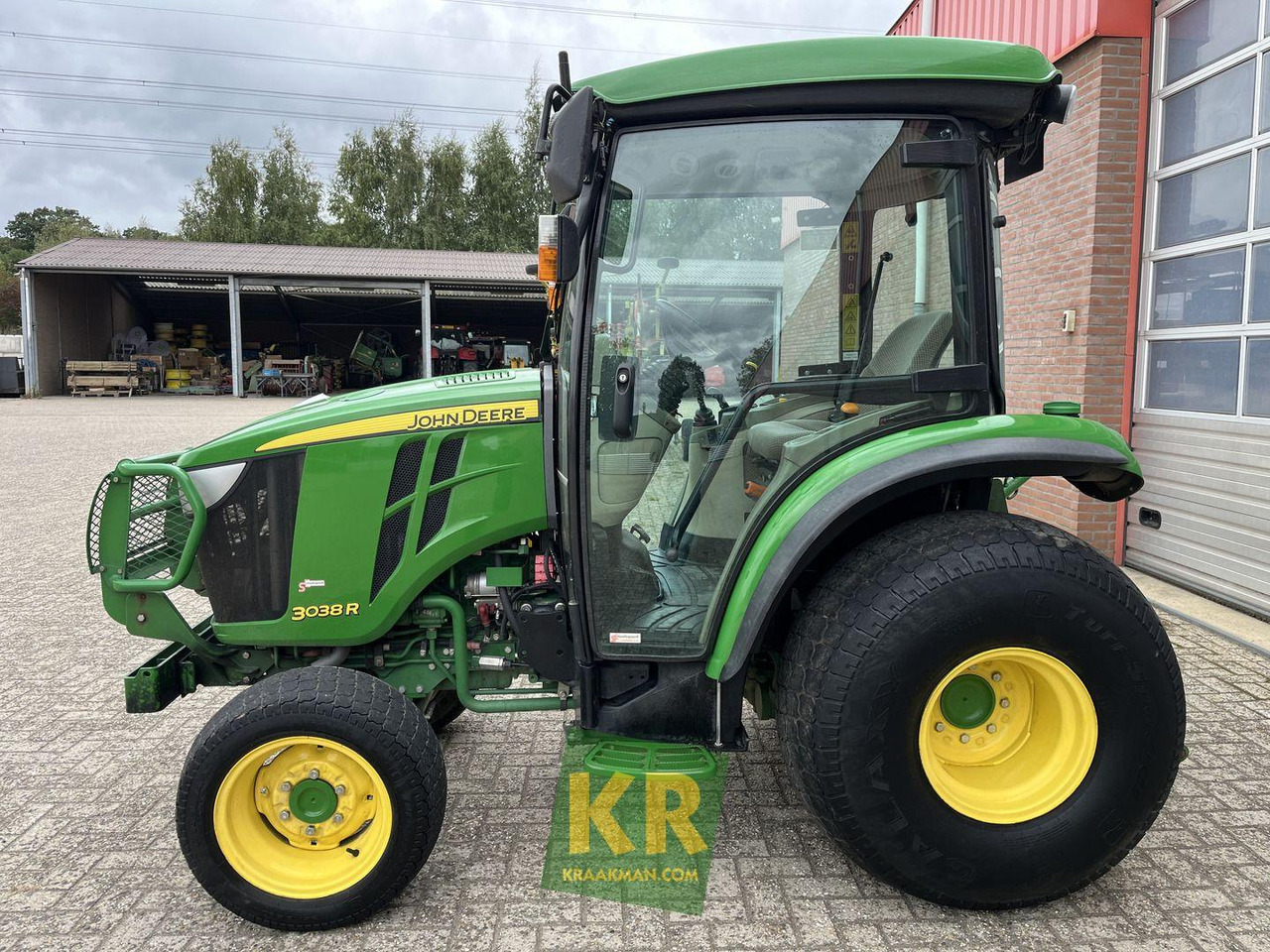 3038R John Deere - Mini traktors: foto 3 3038R John Deere - Mini traktors: foto 3