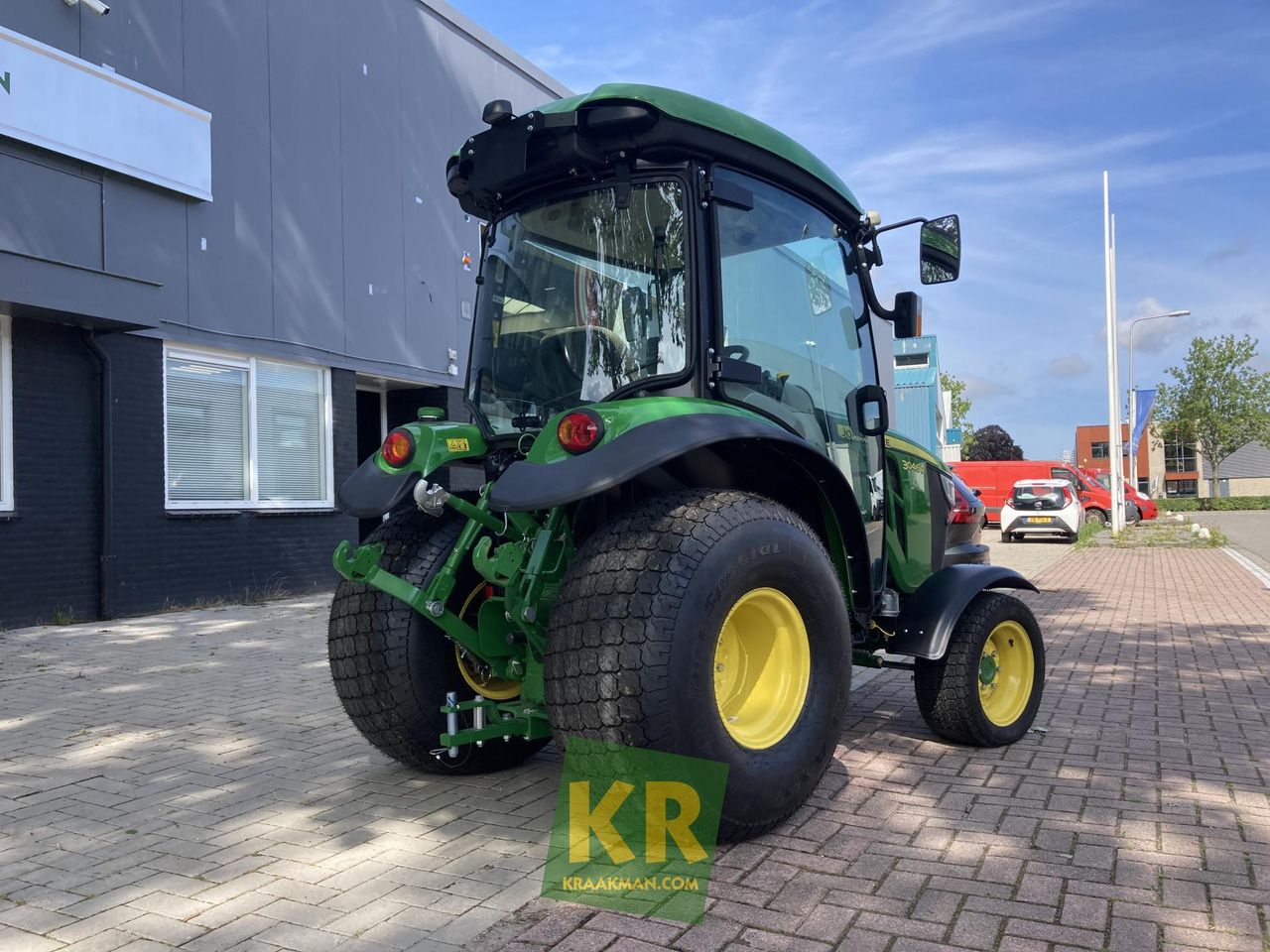 3046R John Deere - Mini traktors: foto 2 3046R John Deere - Mini traktors: foto 2