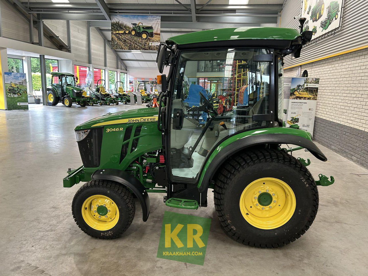 3046R John Deere - Mini traktors: foto 4 3046R John Deere - Mini traktors: foto 4