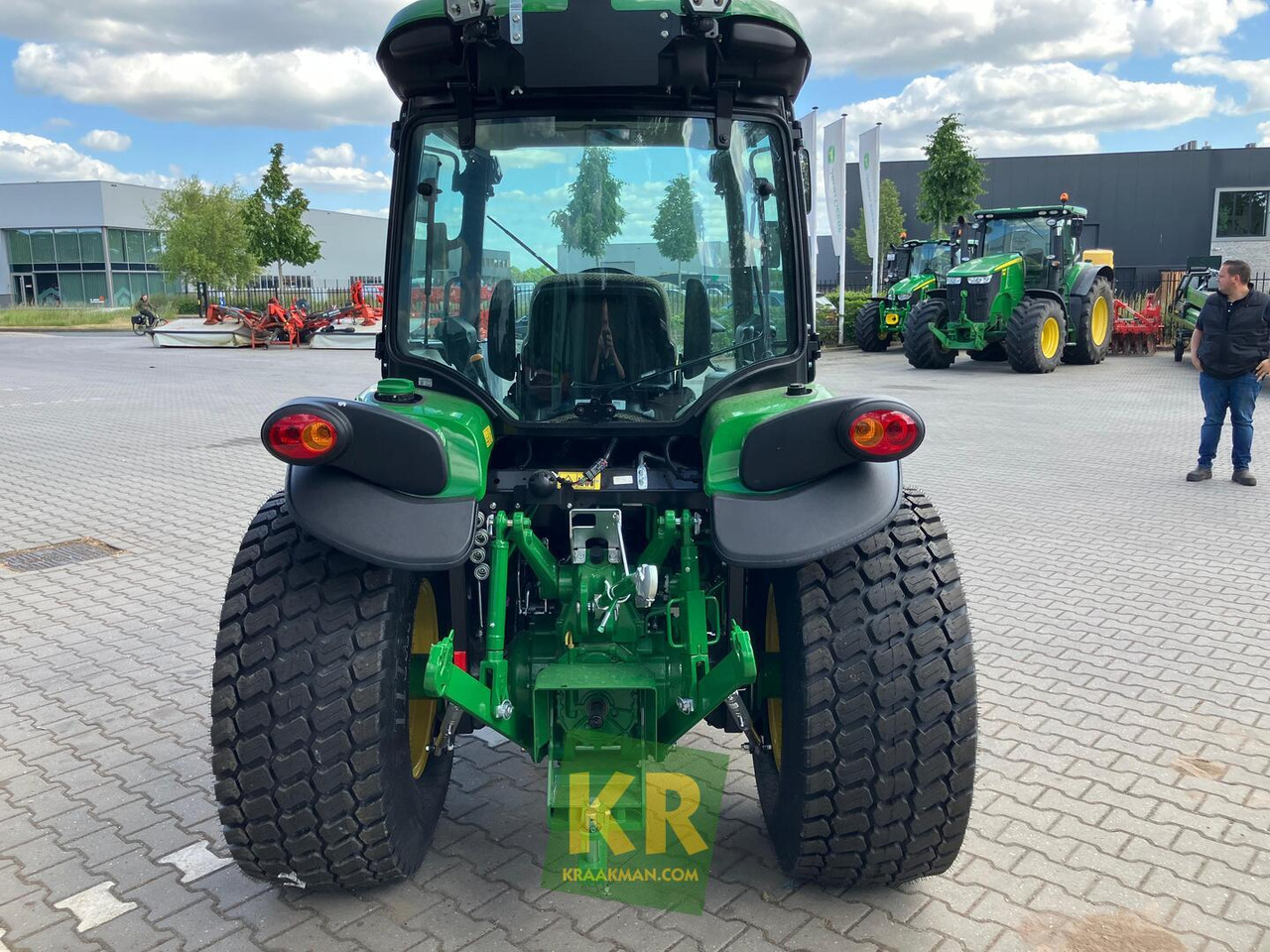 4066R John Deere - Mini traktors: foto 3 4066R John Deere - Mini traktors: foto 3