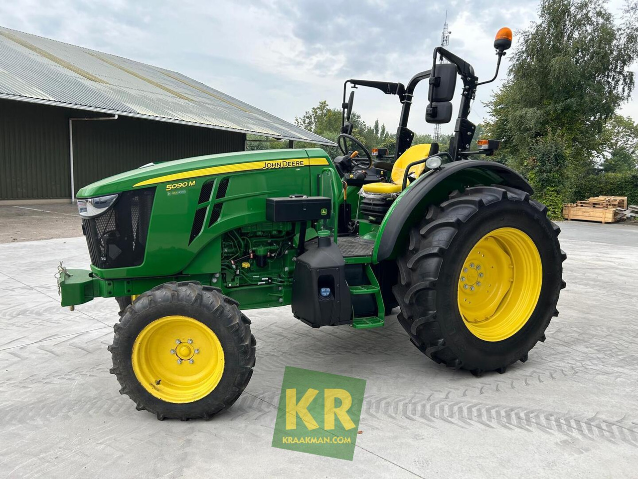 5090M John Deere - Traktors: foto 4 5090M John Deere - Traktors: foto 4