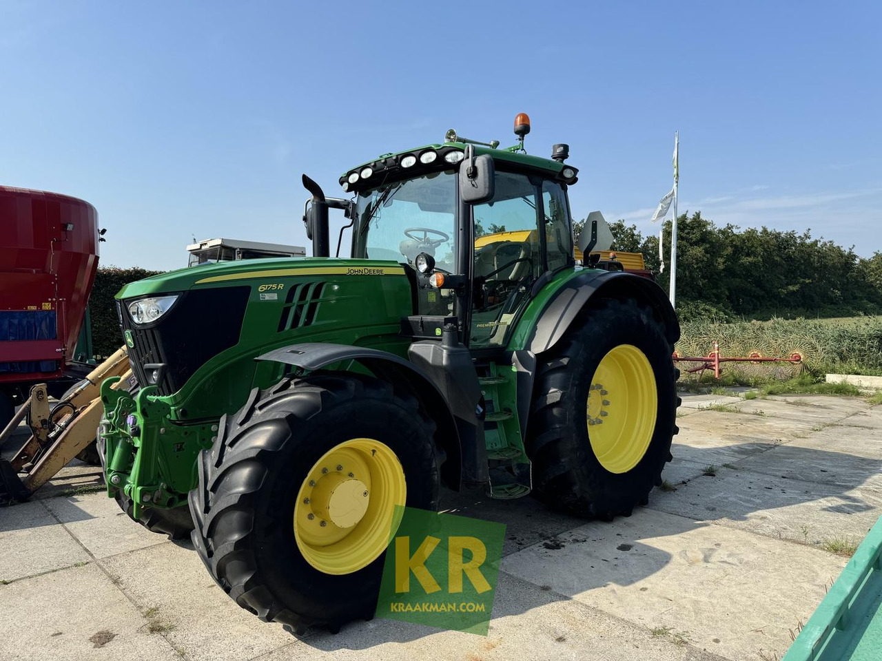 6175R John Deere - Traktors: foto 2 6175R John Deere - Traktors: foto 2