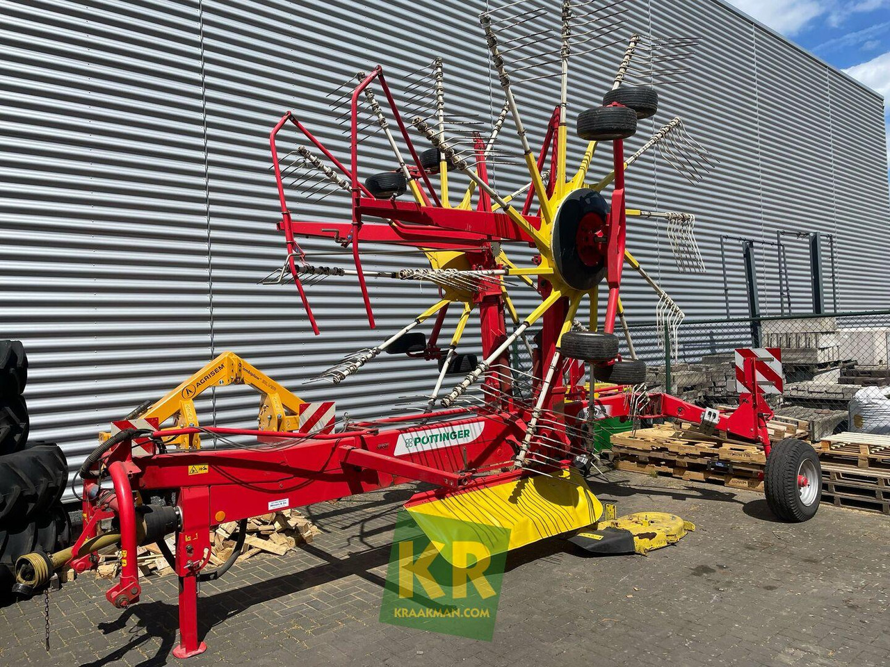 881A Pottinger - Vālotājs/ Ārdītājs: foto 1 881A Pottinger - Vālotājs/ Ārdītājs: foto 1