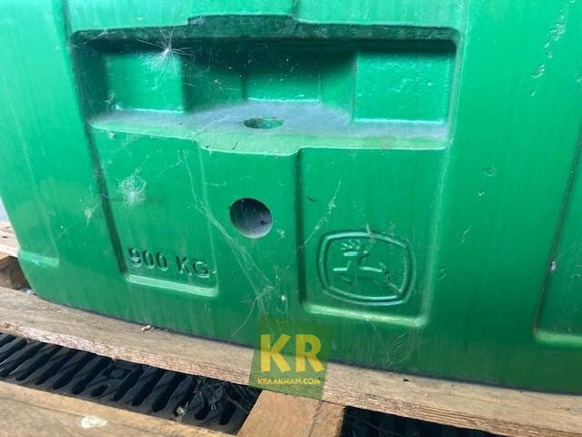 900 kg John Deere - Pretsvars: foto 2 900 kg John Deere - Pretsvars: foto 2