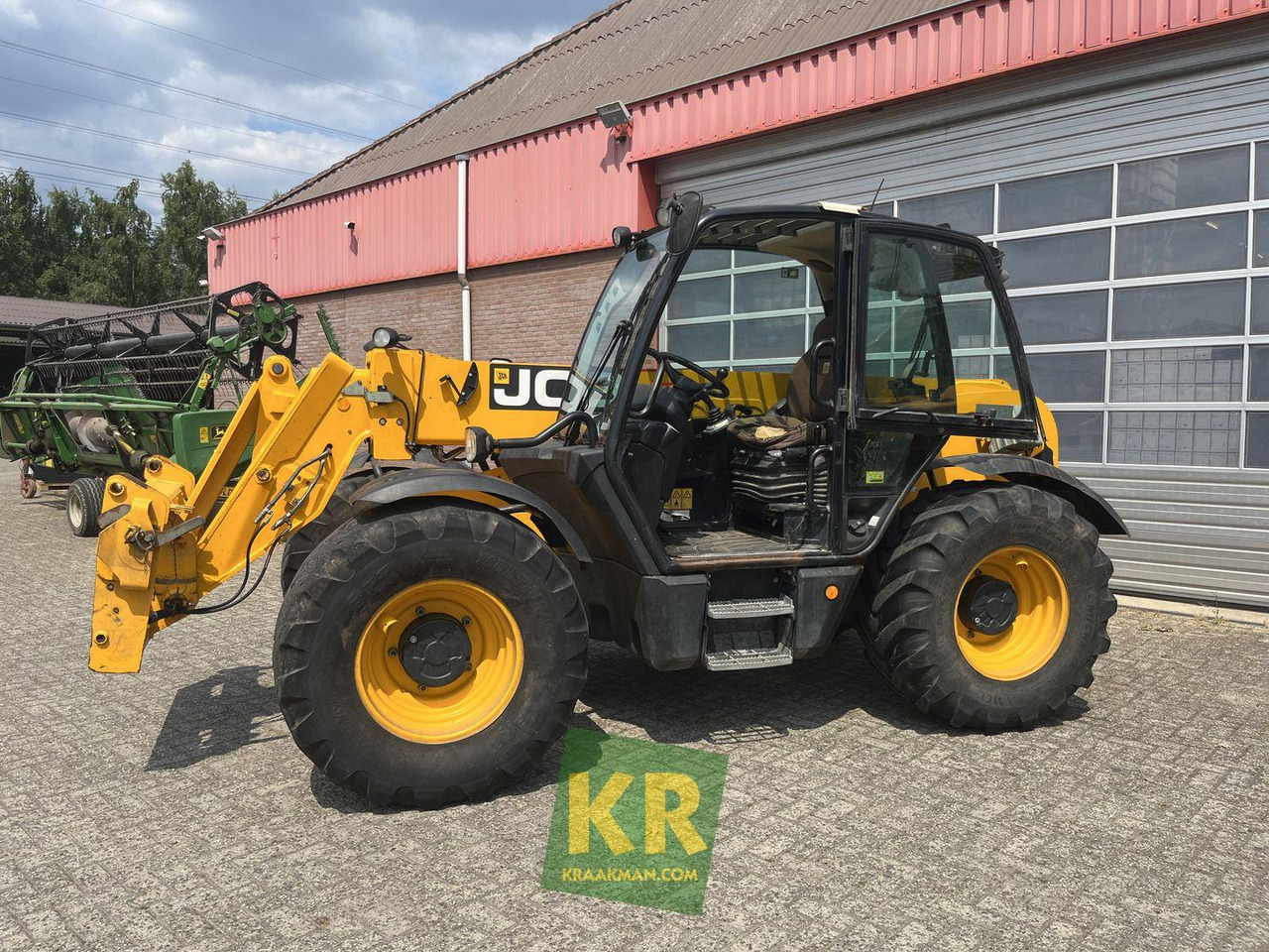 JCB 541-70 - Teleskopiskais iekrāvējs: foto 3 JCB 541-70 - Teleskopiskais iekrāvējs: foto 3
