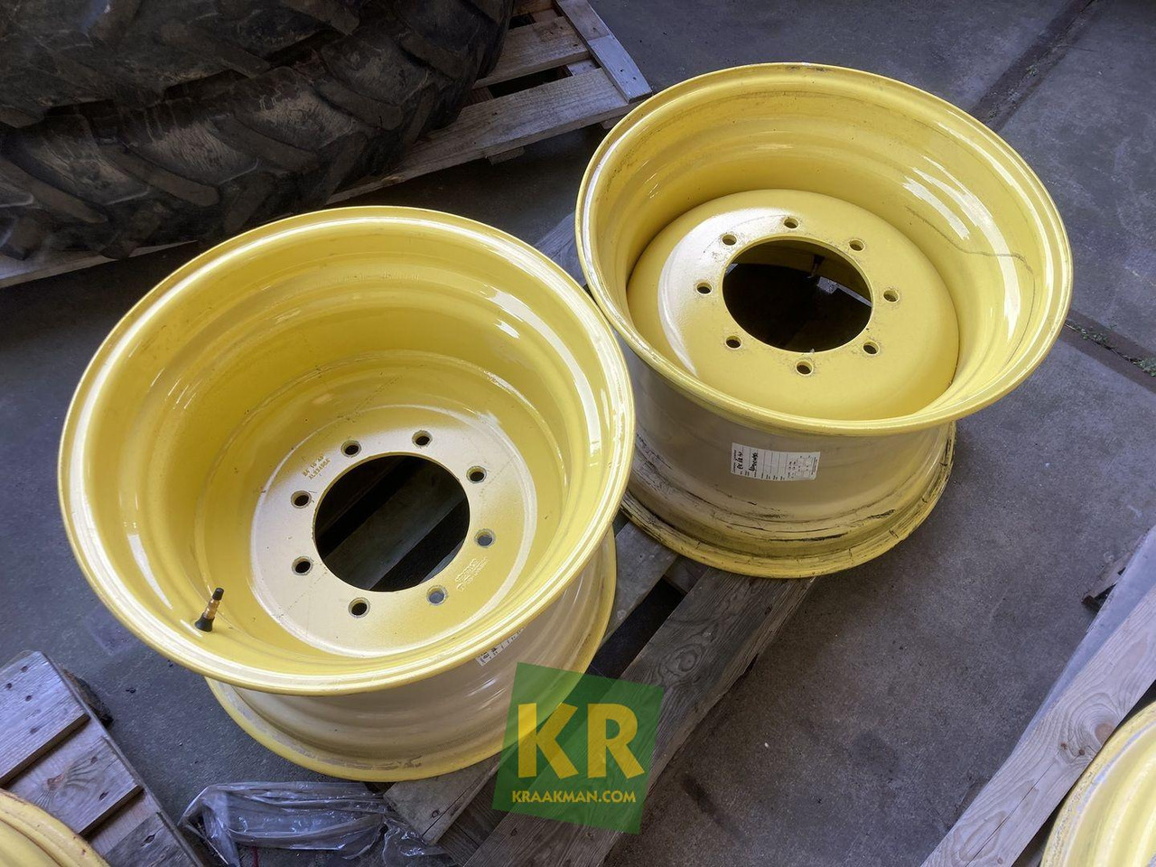 John Deere 16 X 24 velg - Riteņa disks - Lauksaimniecības tehnika: foto 1 John Deere 16 X 24 velg - Riteņa disks - Lauksaimniecības tehnika: foto 1