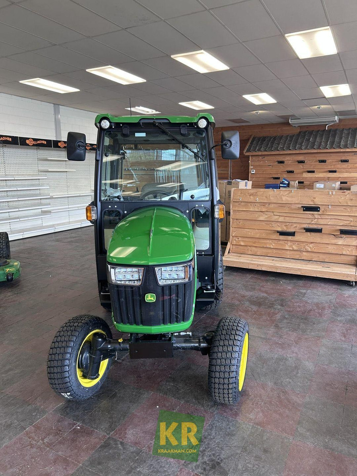 John Deere 2032R - Mini traktors: foto 2 John Deere 2032R - Mini traktors: foto 2