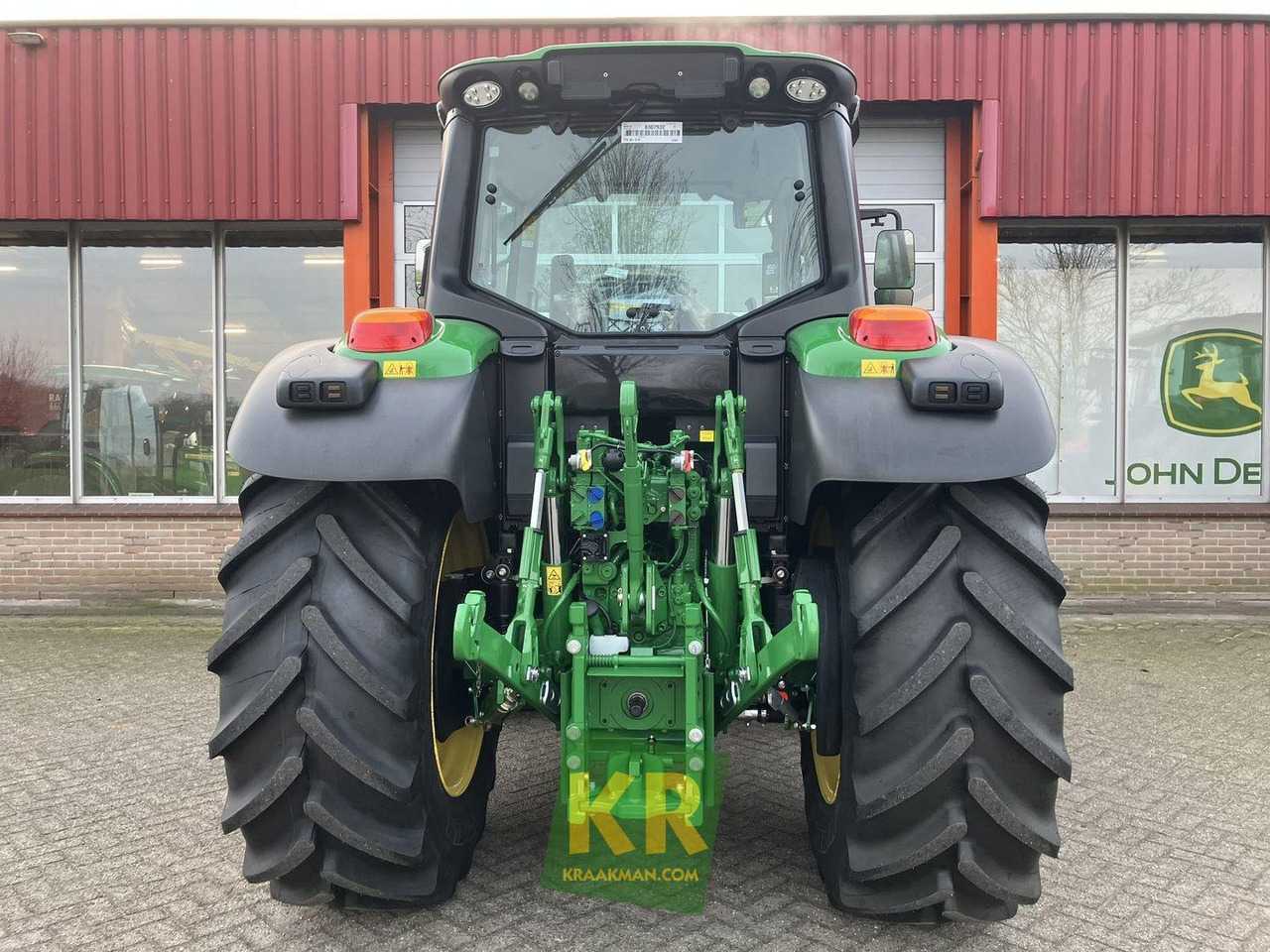 John Deere 6090M - Traktors: foto 4 John Deere 6090M - Traktors: foto 4