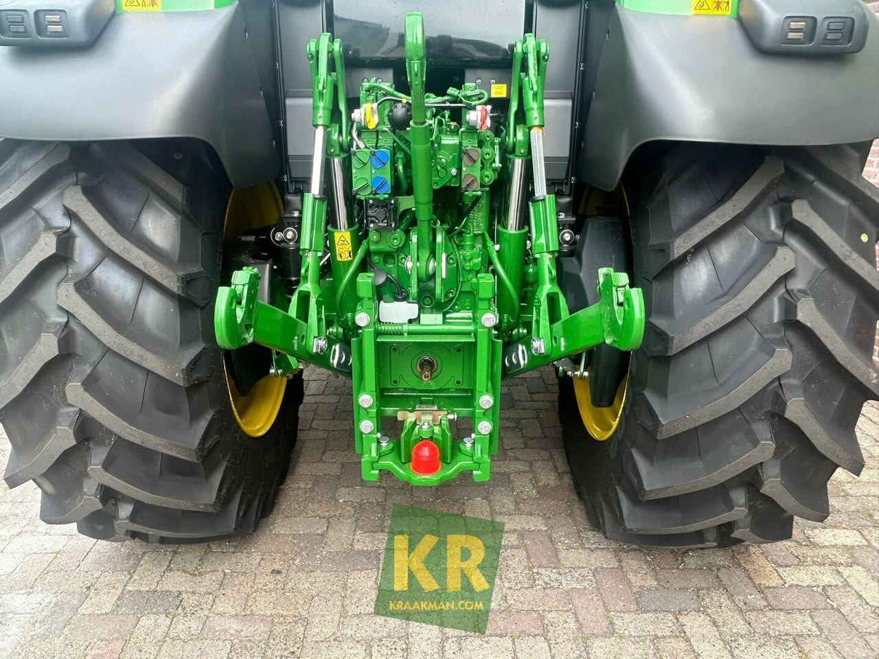 John Deere 6120M - Traktors: foto 3 John Deere 6120M - Traktors: foto 3