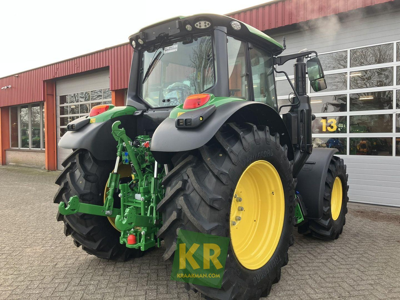 John Deere 6120M - Traktors: foto 3 John Deere 6120M - Traktors: foto 3