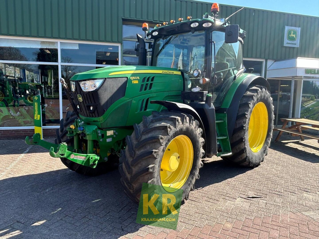 John Deere 6150R - Traktors: foto 1 John Deere 6150R - Traktors: foto 1