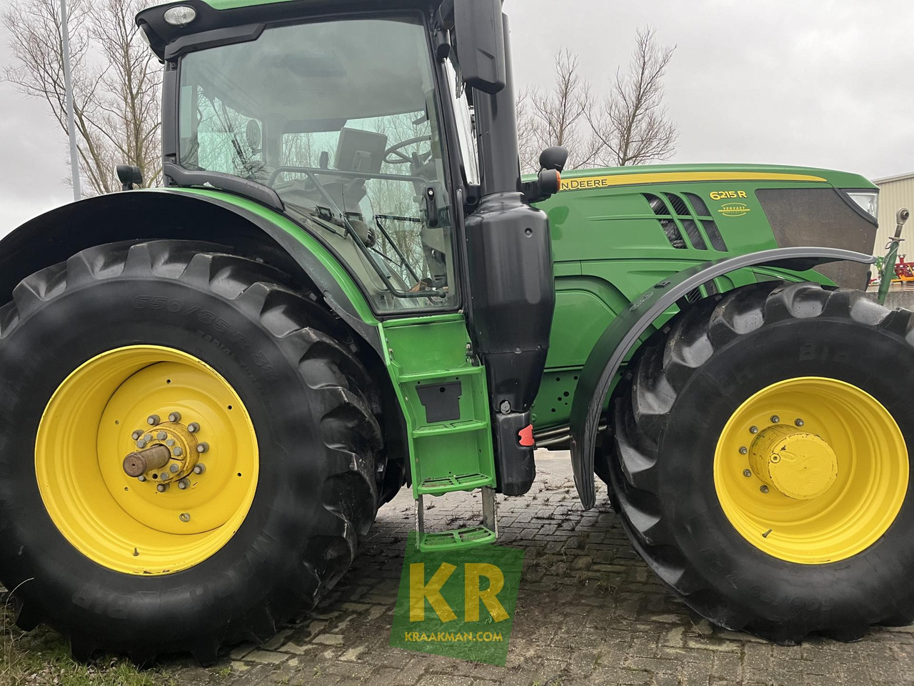 John Deere 6215R - Traktors: foto 2 John Deere 6215R - Traktors: foto 2