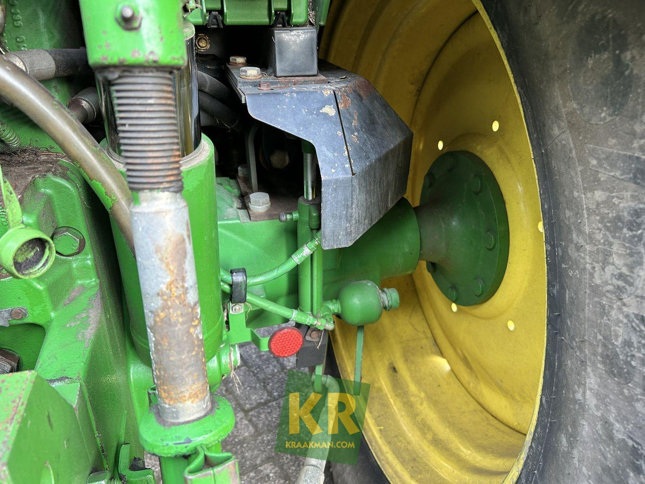 John Deere 6630 PREMIUM - Traktors: foto 2 John Deere 6630 PREMIUM - Traktors: foto 2