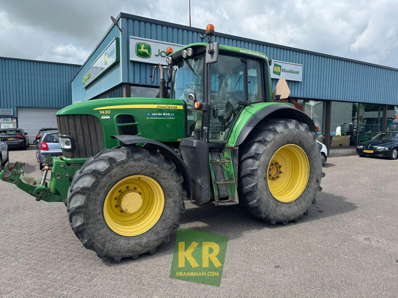 John Deere 7430 PREMIUM - Traktors: foto 1 John Deere 7430 PREMIUM - Traktors: foto 1