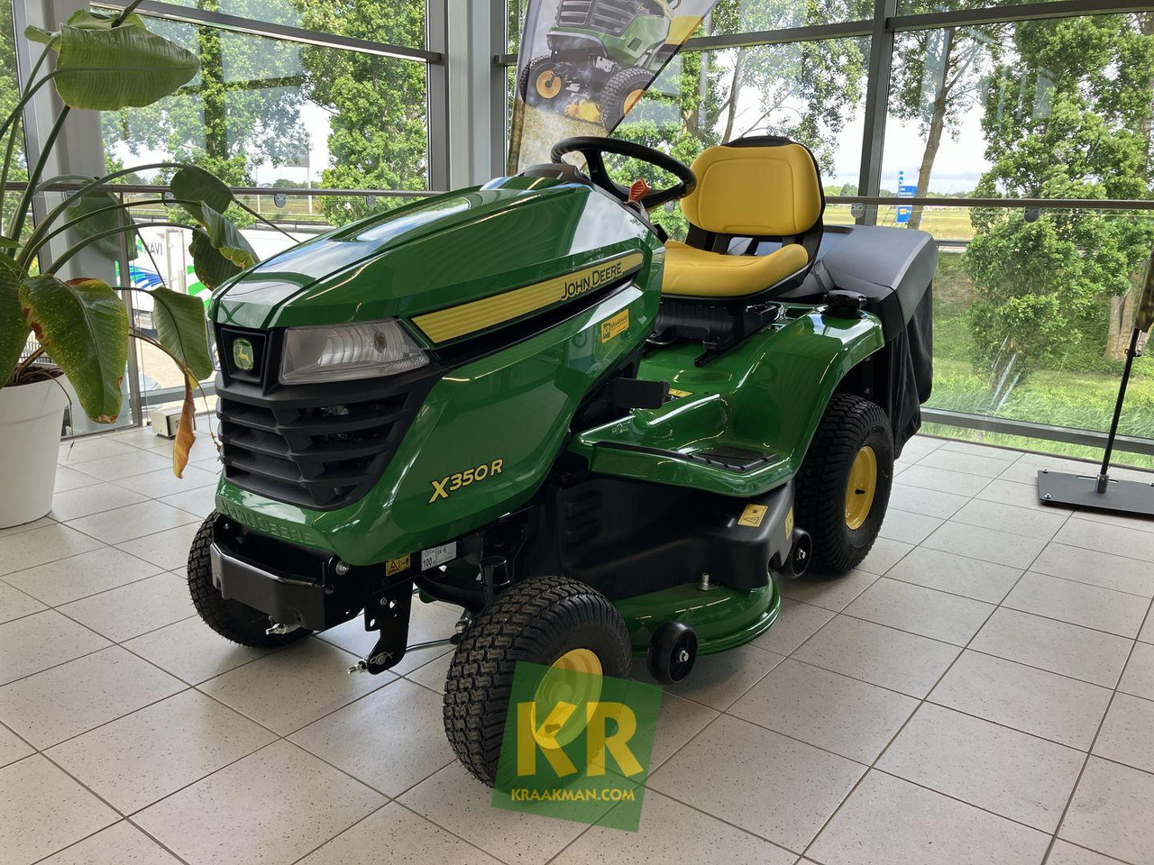 John Deere X350R - Zāles pļāvējs: foto 5 John Deere X350R - Zāles pļāvējs: foto 5