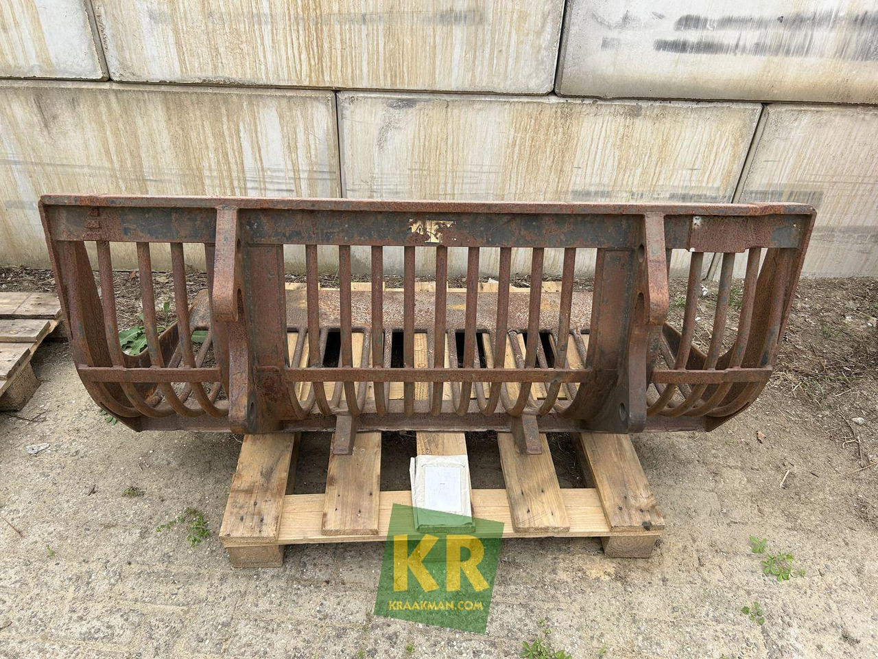 Kramer PUINRIEK - Šķirošanas kauss - Celtniecības tehnika: foto 1 Kramer PUINRIEK - Šķirošanas kauss - Celtniecības tehnika: foto 1