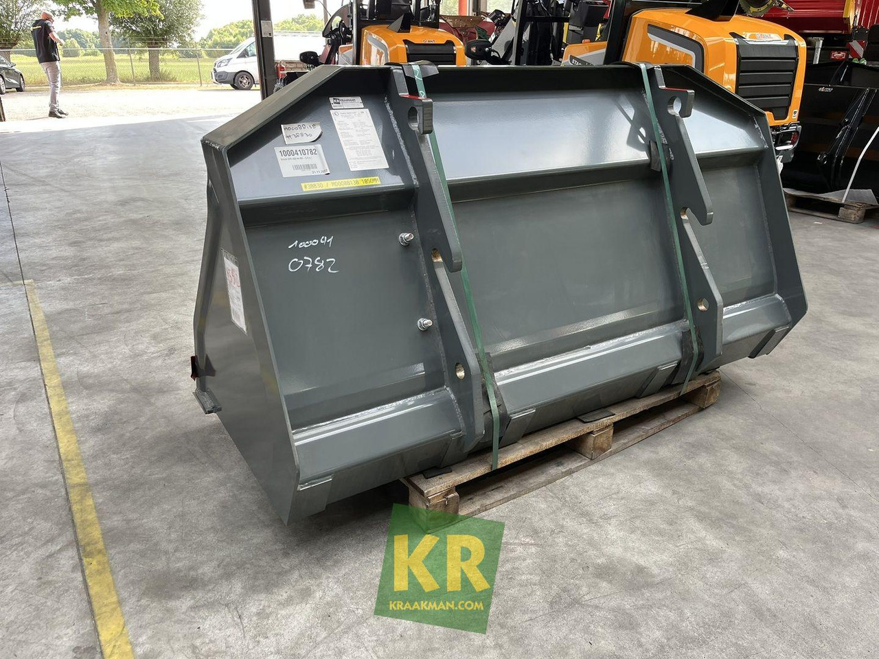 Kramer Voorzetstukken - Iekrāvēja kauss: foto 1 Kramer Voorzetstukken - Iekrāvēja kauss: foto 1