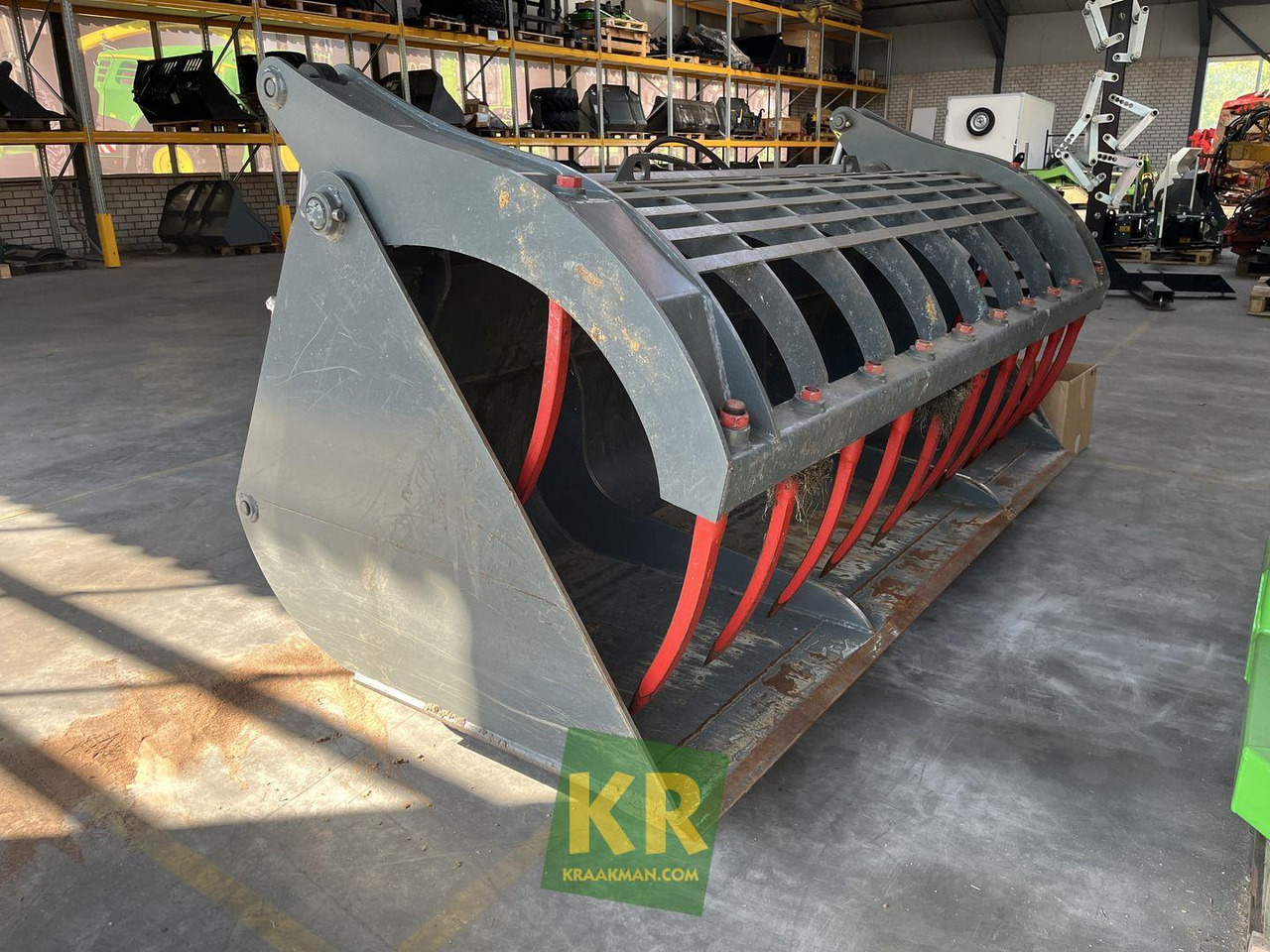 Kramer Voorzetstukken - Iekrāvēja kauss: foto 3 Kramer Voorzetstukken - Iekrāvēja kauss: foto 3