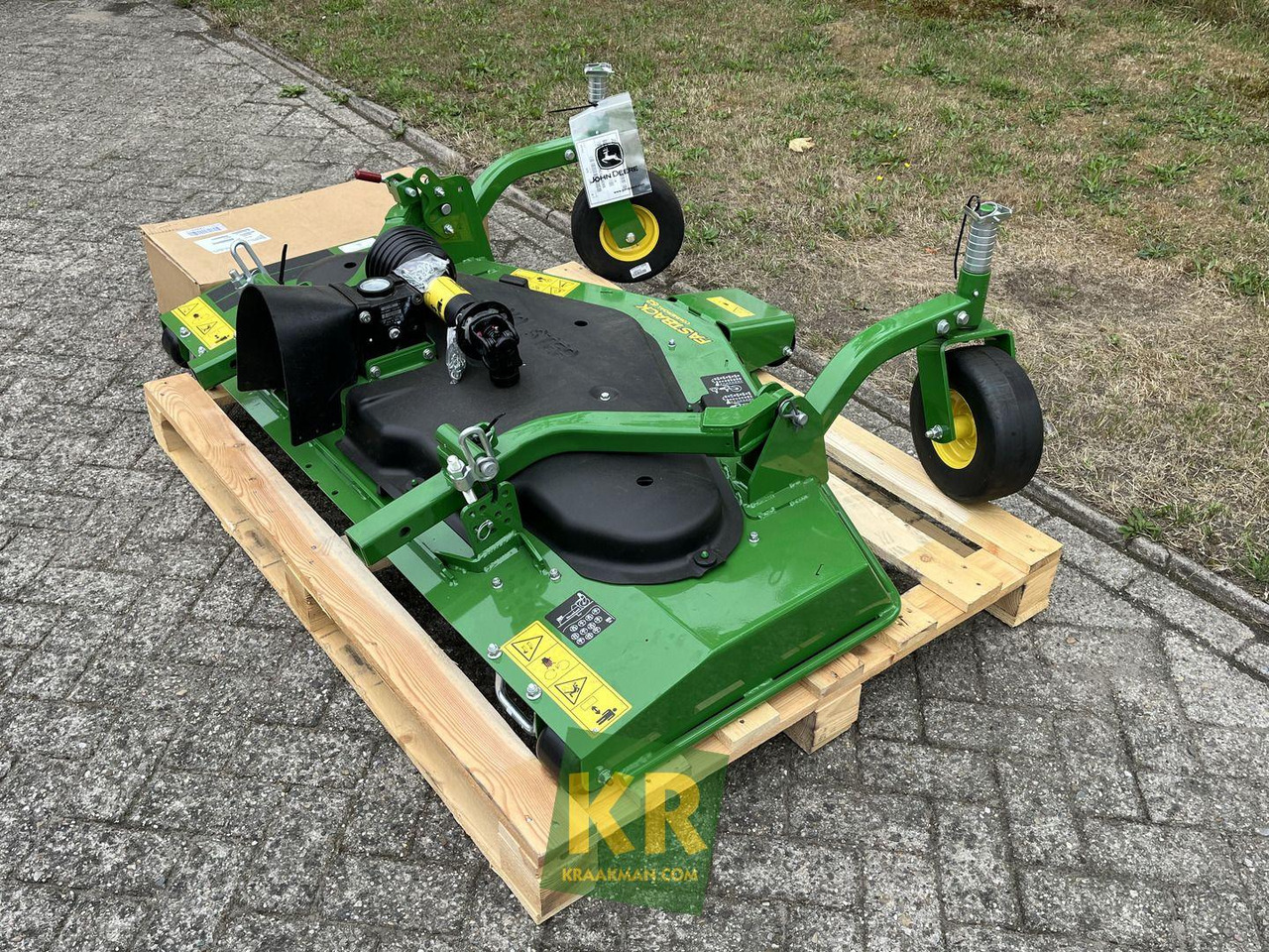 Maaidekken John Deere - Zāles pļāvējs: foto 4 Maaidekken John Deere - Zāles pļāvējs: foto 4