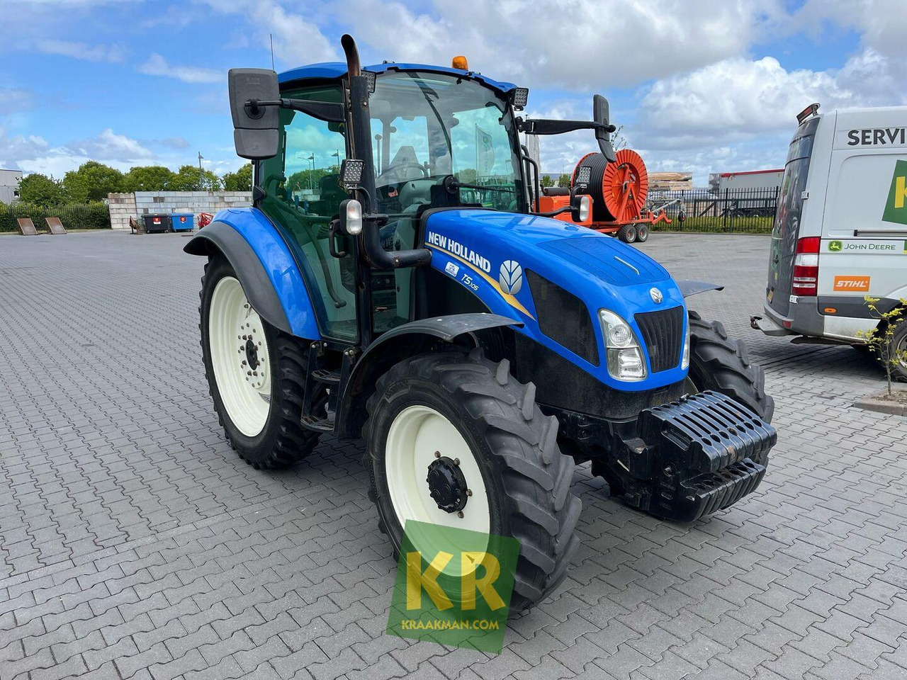 New Holland T5.105 - Traktors: foto 3 New Holland T5.105 - Traktors: foto 3