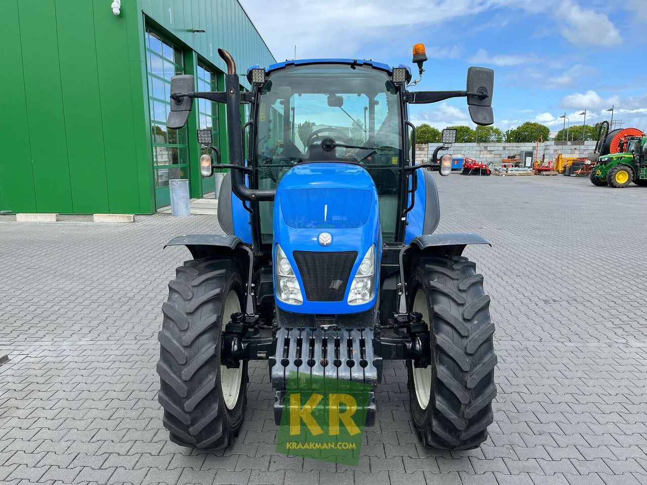 New Holland T5.105 - Traktors: foto 2 New Holland T5.105 - Traktors: foto 2