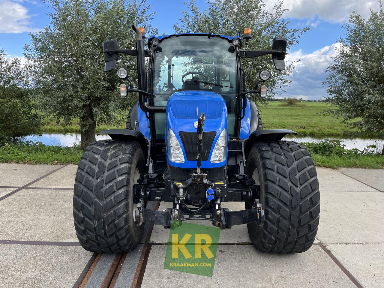 New Holland T5.95 - Traktors: foto 4 New Holland T5.95 - Traktors: foto 4