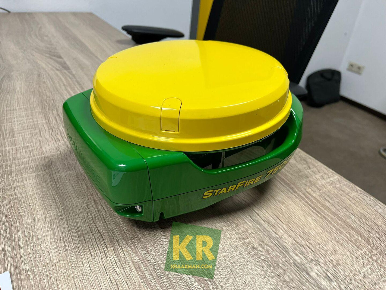 STARFIRE 7500 RECEIVER John Deere  - Navigācijas sistēma: foto 3 STARFIRE 7500 RECEIVER John Deere  - Navigācijas sistēma: foto 3