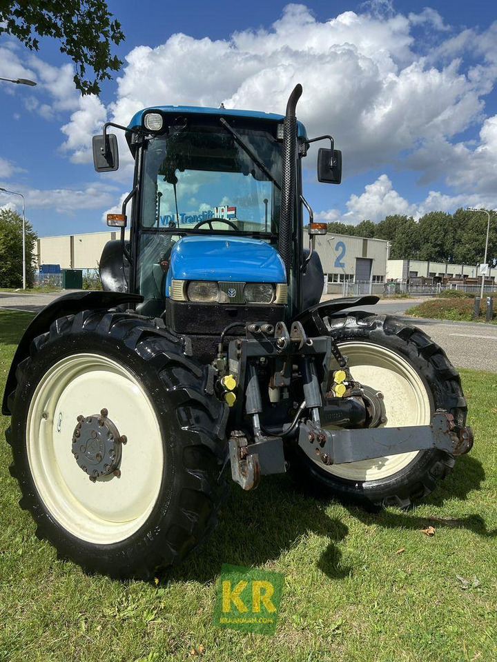 TN75S New Holland - Traktors: foto 2 TN75S New Holland - Traktors: foto 2
