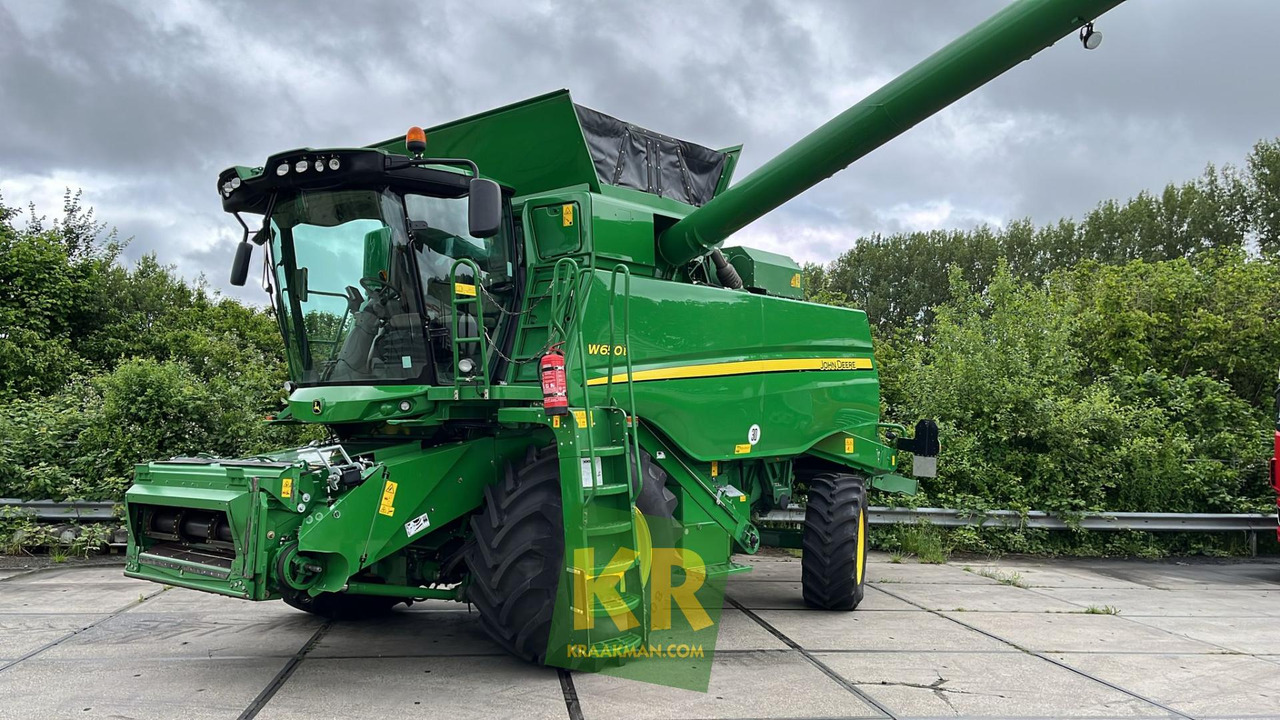 W650 John Deere - Labības kombains: foto 1 W650 John Deere - Labības kombains: foto 1