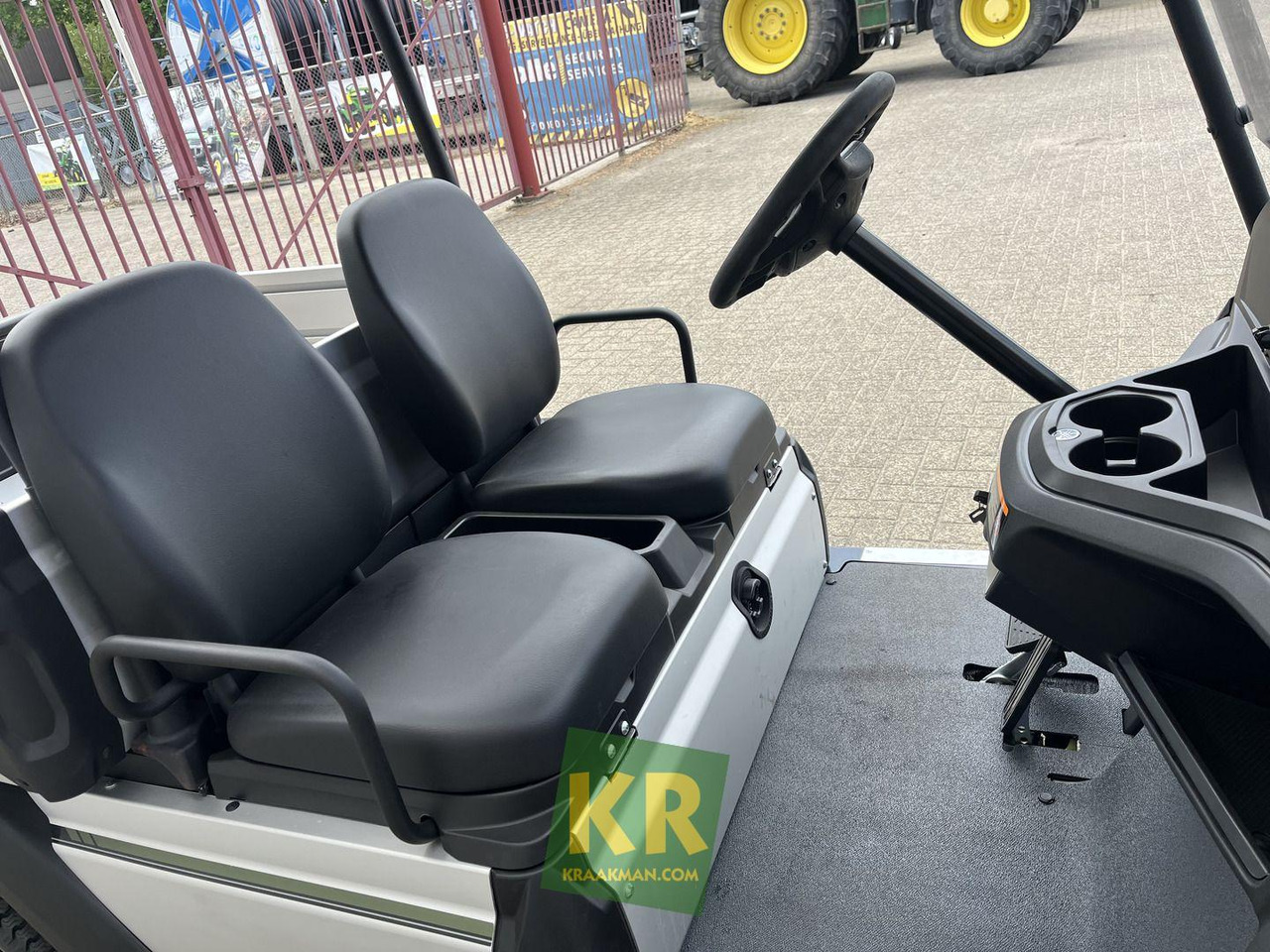 Yamaha UMX 2AC - Golfa mašīna: foto 1 Yamaha UMX 2AC - Golfa mašīna: foto 1