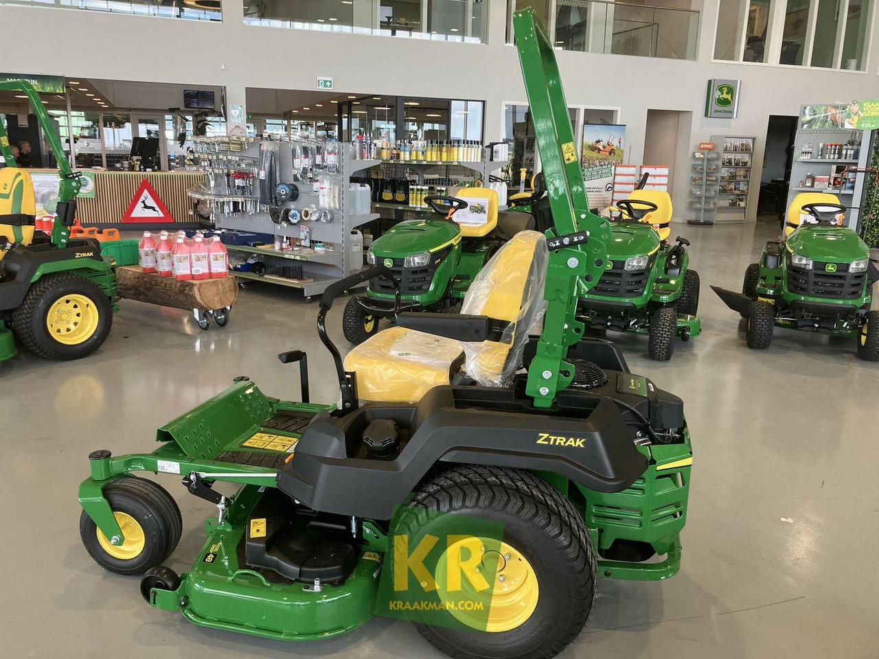 Z530M John Deere - Zāles pļāvējs: foto 5 Z530M John Deere - Zāles pļāvējs: foto 5