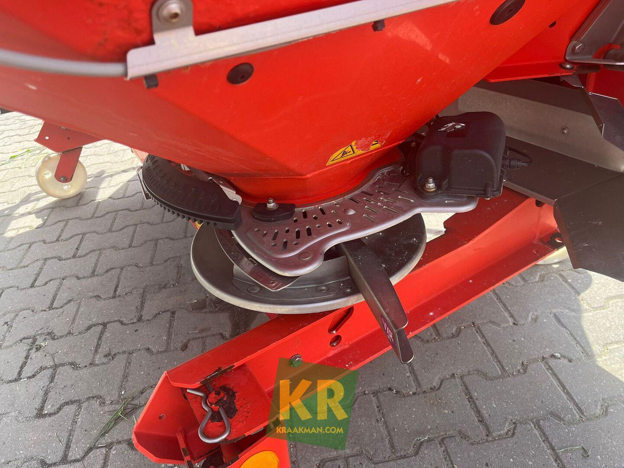 ZZ Conversie Rauch - Minerālmēslu izkliedētājs: foto 4 ZZ Conversie Rauch - Minerālmēslu izkliedētājs: foto 4