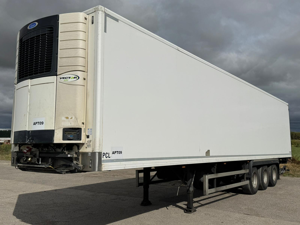 2015 Montracon 13.6m Fridge Trailer – PCL3027 - Puspiekabe refrižerators: foto 1 2015 Montracon 13.6m Fridge Trailer – PCL3027 - Puspiekabe refrižerators: foto 1