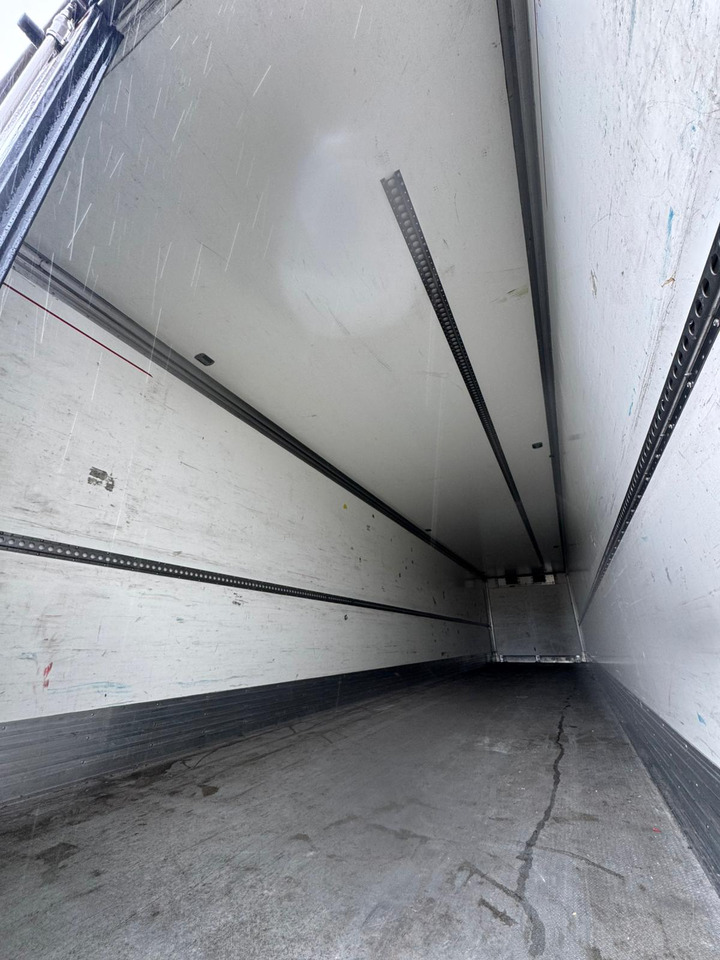 Puspiekabe refrižerators Gray and Adams 2015 Vector 1350 – MJG038: foto 6