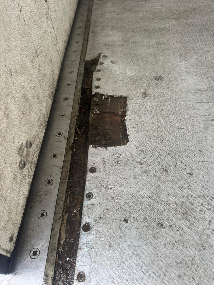 Puspiekabe refrižerators Gray and Adams 2015 Vector 1350 – MJG038: foto 7