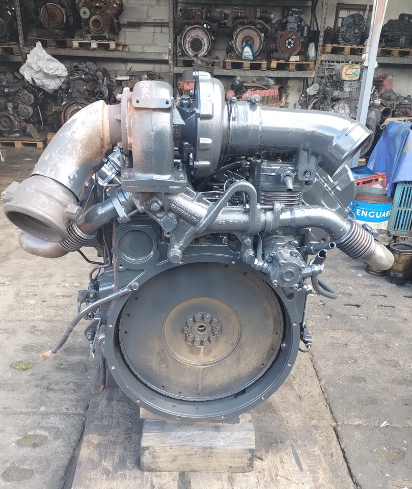 Mercedes Actros OM501 LA MP1 V6 EURO 3 - Dzinējs un rezerves daļas: foto 4 Mercedes Actros OM501 LA MP1 V6 EURO 3 - Dzinējs un rezerves daļas: foto 4