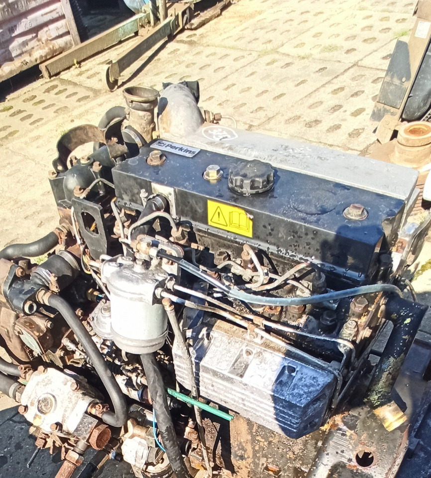 SILNIK Perkins AD 81006 - Dzinējs un rezerves daļas - Citas iekārtas: foto 1 SILNIK Perkins AD 81006 - Dzinējs un rezerves daļas - Citas iekārtas: foto 1