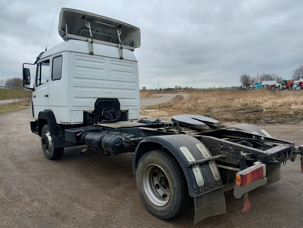 Mercedes Benz 1120 S - Vilcējs: foto 5 Mercedes Benz 1120 S - Vilcējs: foto 5