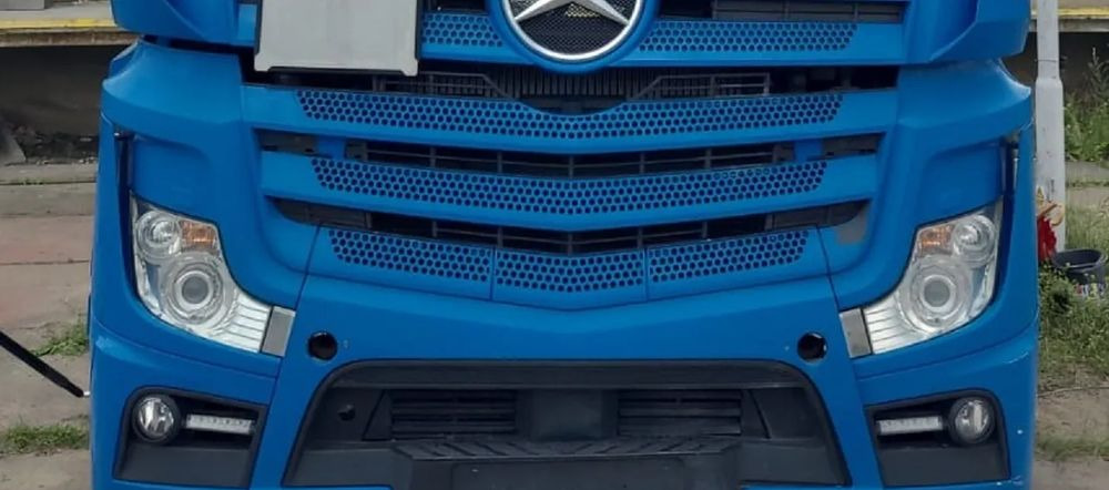 ZDERZAK KOMPLETNY PRZÓD REFLEKTORY ACTROS MP4 BIG SPACE - Virsbūve un ārpuse - Kravas automašīna: foto 1 ZDERZAK KOMPLETNY PRZÓD REFLEKTORY ACTROS MP4 BIG SPACE - Virsbūve un ārpuse - Kravas automašīna: foto 1