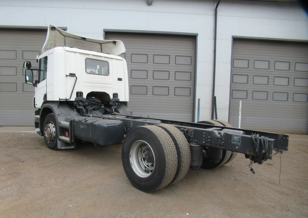 Scania P360 - Šasija kravas automašīna: foto 4 Scania P360 - Šasija kravas automašīna: foto 4