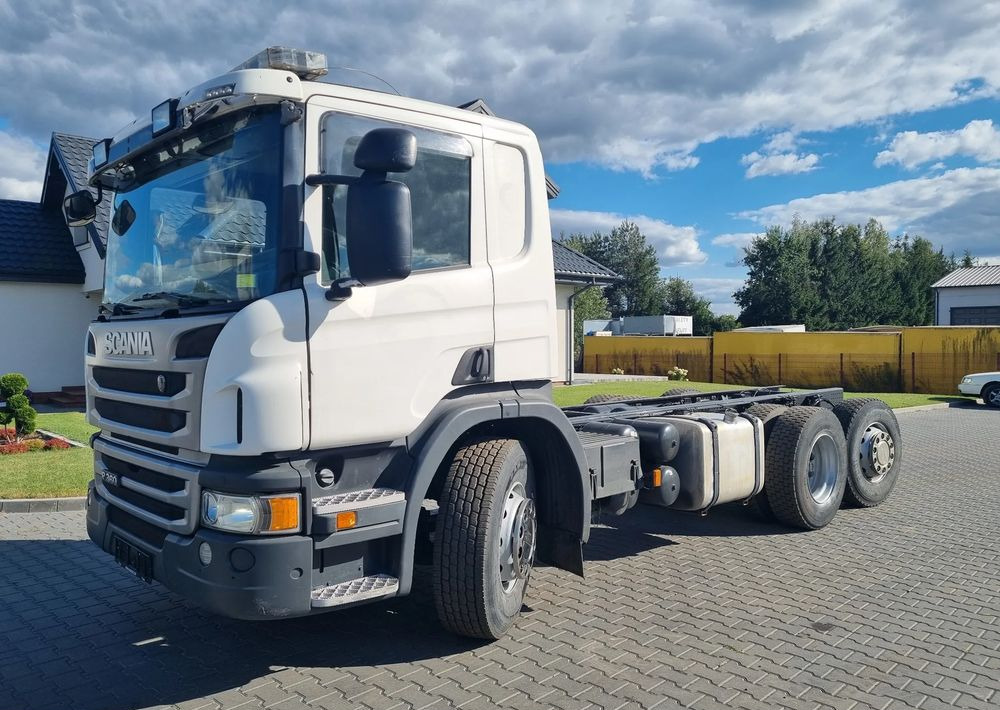 Scania P360 - Šasija kravas automašīna: foto 1 Scania P360 - Šasija kravas automašīna: foto 1
