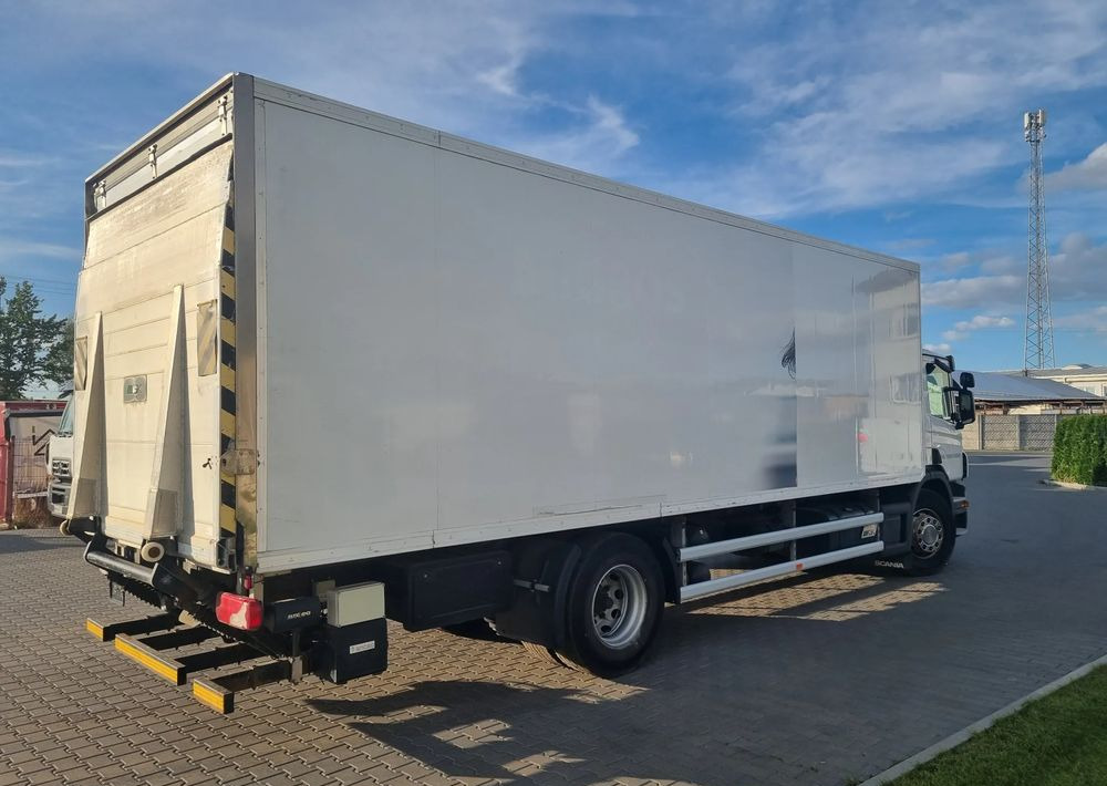 Scania P400 - Kravas automašīna refrižerators: foto 4 Scania P400 - Kravas automašīna refrižerators: foto 4
