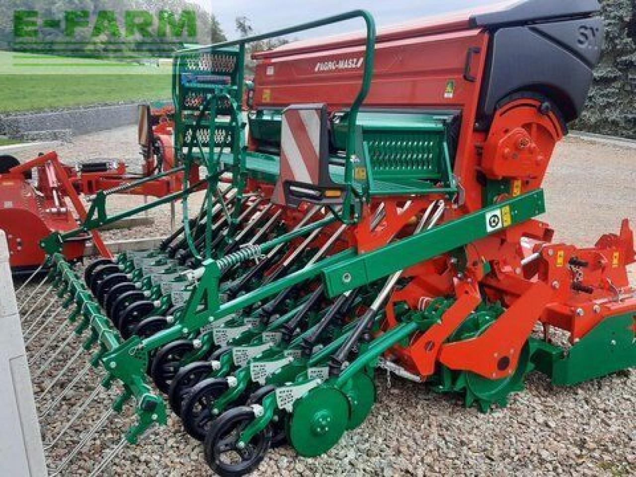 Agro-Masz sn 301 - Sējmašīna: foto 3 Agro-Masz sn 301 - Sējmašīna: foto 3