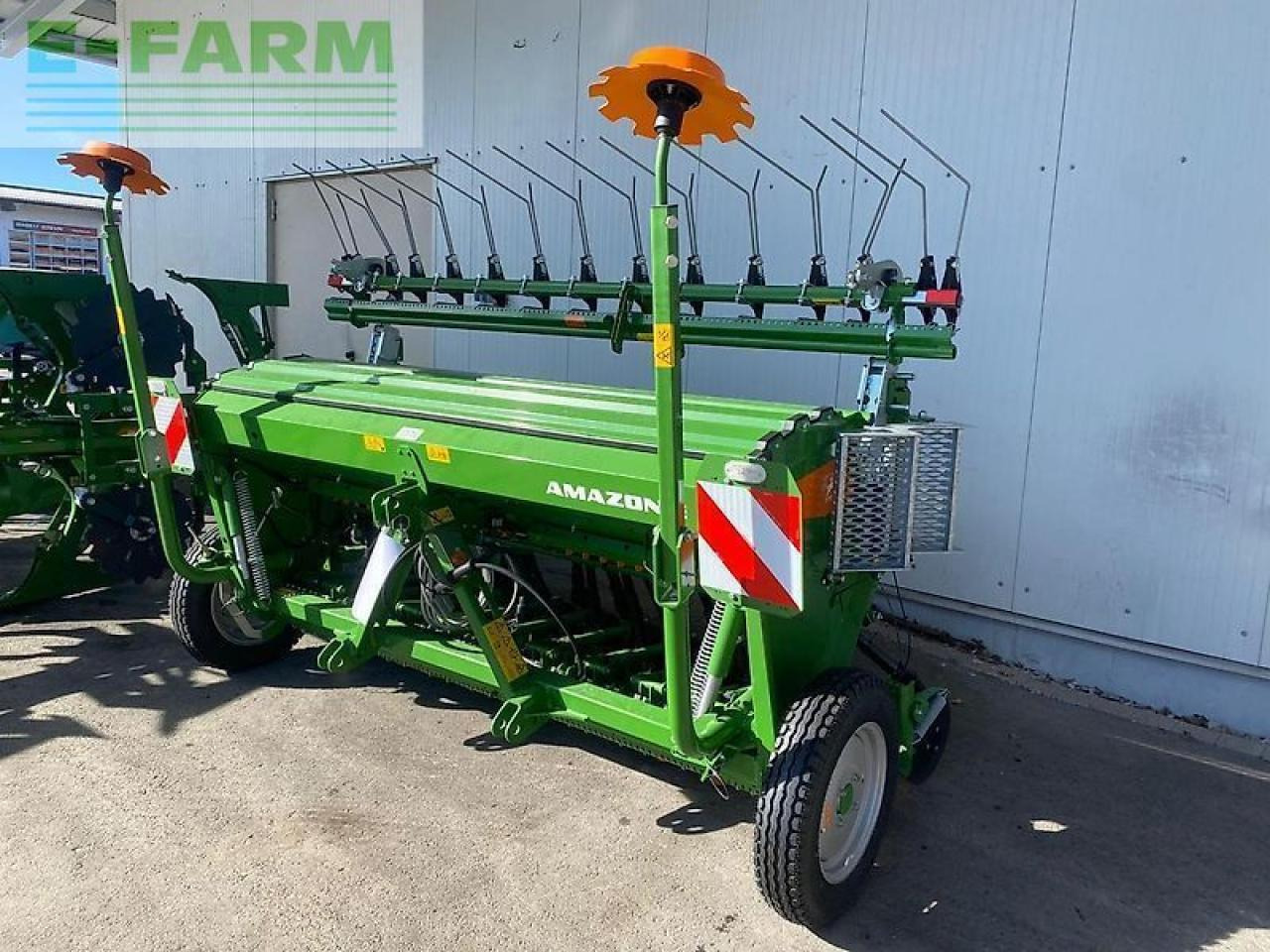 Amazone d9 3000 super - Sējmašīna: foto 2 Amazone d9 3000 super - Sējmašīna: foto 2