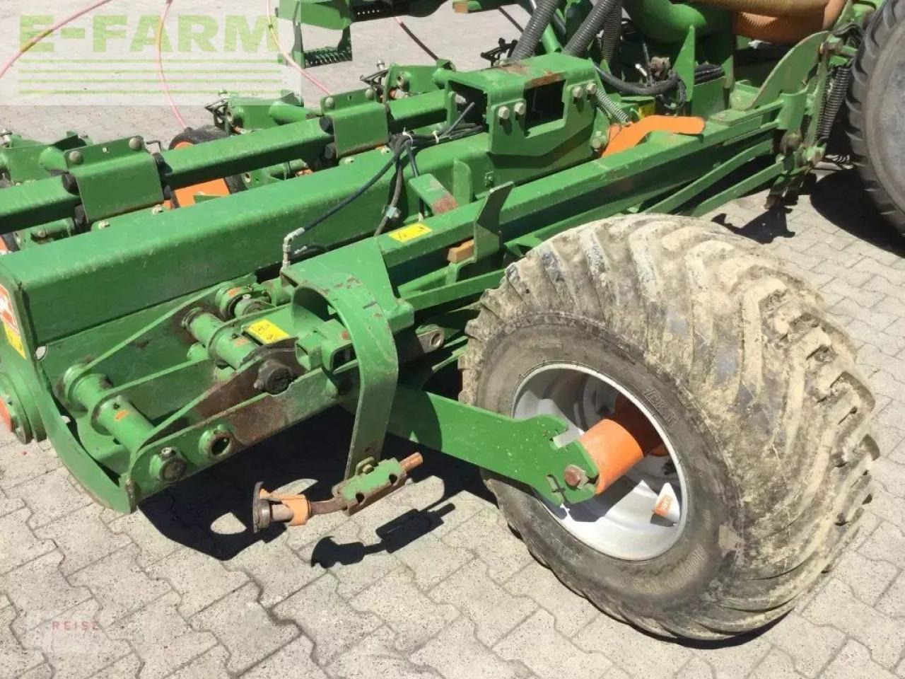 Amazone edx 9000-t - Precīzās izsējas sējmašīna: foto 5 Amazone edx 9000-t - Precīzās izsējas sējmašīna: foto 5